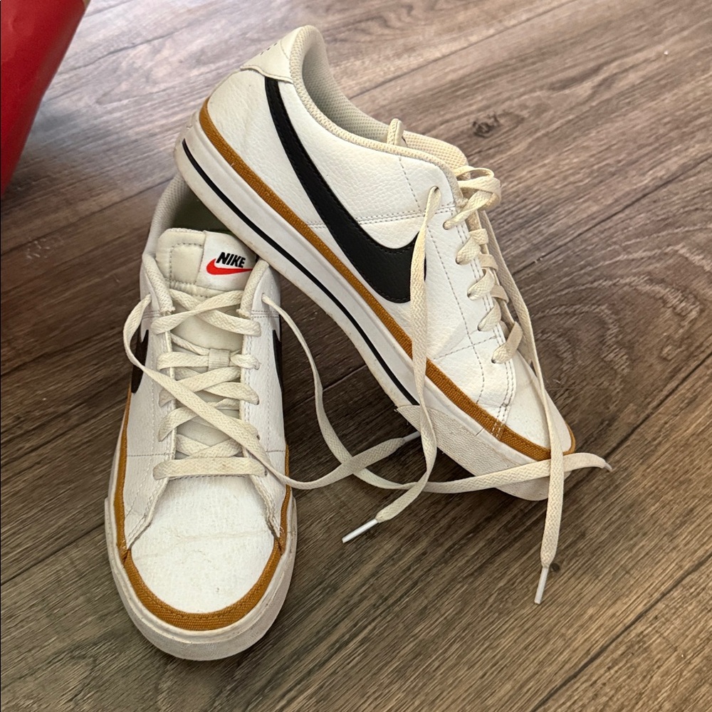 Nike White Sneakers with Navy and Brown Details